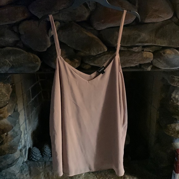 Taupe tank - Picture 1 of 3